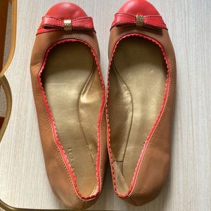 Coach shoes! 6.5 or 7 according to the measurement.